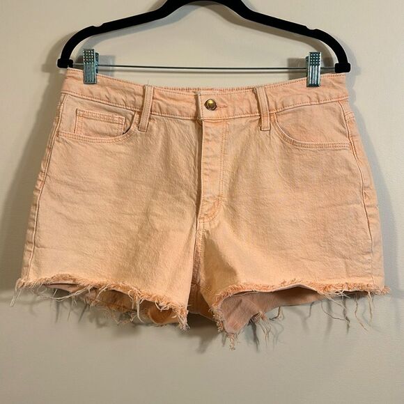 Universal Thread Peach Vintage Midi Raw Hem Distressed Women Shorts Size 10 / 30 - Picture 1 of 10